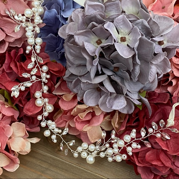 Romantic Crystal Pearl Tiara Headdress Head Chain - Picture 10 of 16